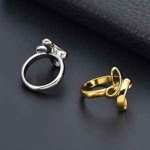 Bagues croisées en or 18 carats et argent au design 3D minimaliste pour femme