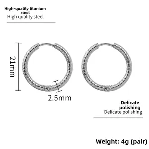 Dettagli orecchini a cerchio ritorti argento da 21mm in acciaio al titanio lucido