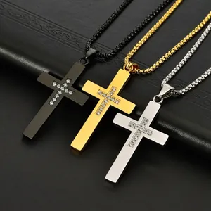 Collier Pendentif Croix en Acier Inoxydable Strass Punk pour Hommes Bijoux Électroplaqués Personnalité Streetwear