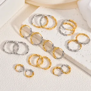 Orecchini a Cerchio Semplici in Acciaio Inossidabile con Trama Intrecciata Placcati in Oro 18K Minimalisti per Uomo e Donna