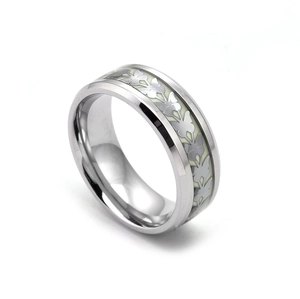Bague en Acier Titane Papillon Lumineux Brille dans le Noir Anneau avec Motif de Papillon Laqué pour Hommes Femmes Bijoux Punk