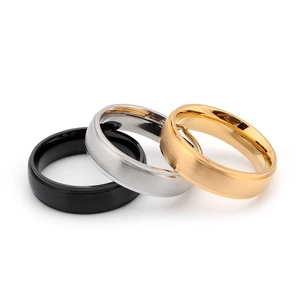Bagues minimalistes pour hommes en acier titane plaqué or 18K et noir brossé, lot de trois