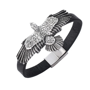 Bracelet Rétro pour Homme en Acier Inoxydable Aigle Cuir Tressé Avec Fermoir Magnétique Style Punk Noir Argent Bijoux