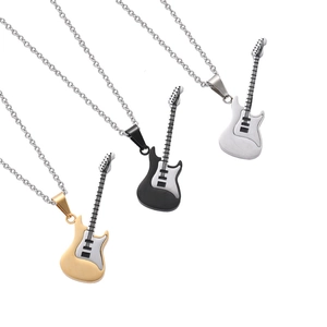 Gitarren-Halsketten für Herren in Gold, Schwarz und Silber aus Edelstahl-Finish
