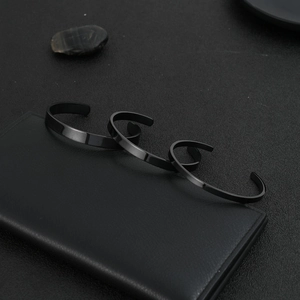 Polished black stainless steel C-shaped cuff bracelet set for men and women minimalist style