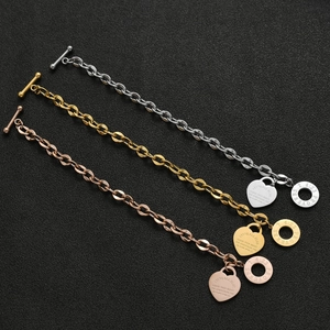 Trois bracelets en acier inoxydable avec fermoir OT, breloques cœur et versets bibliques