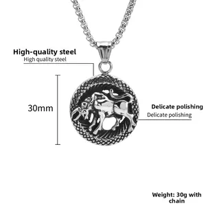 Collier pendentif Taureau en acier titane argent poli avec mesures de 30 mm de diamètre