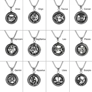 Collection de colliers zodiaque vintage en acier avec douze pendentifs ronds gravés