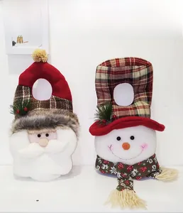 Détails de suspensions de porte de Noël faites main avec Père Noël et bonhomme de neige
