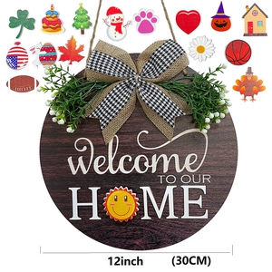 Plaque de bienvenue en bois avec 15 aimants interchangeables et un nœud rustique en toile