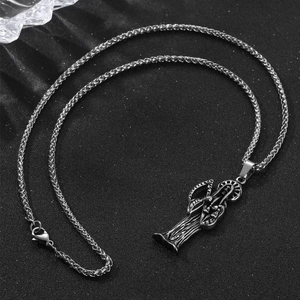 Collier avec pendentif faucheuse en acier titane gothique et chaîne épi rétro