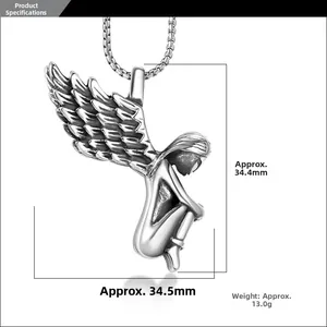 Vue détaillée du pendentif ange avec des dimensions de 34,4 mm et un poids de 13,0 g