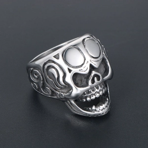 Bague tête de mort gothique pour homme en acier inoxydable avec gravures de style punk