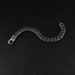Men's punk snake-link stainless steel chain bracelet with vintage patterned engravings