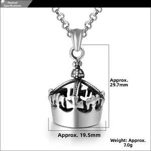Vue détaillée du pendentif couronne en acier titane vintage avec dimensions 29,7 mm par 19,5 mm