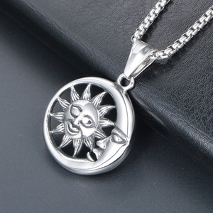 Pendentif soleil et lune vintage avec chaîne boîte en argent poli pour homme stylé