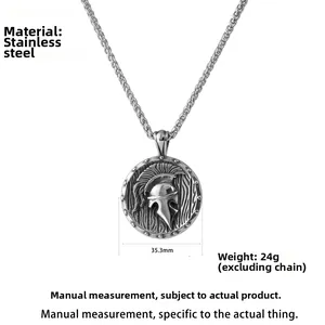 Détail du pendentif bouclier casque spartiate en acier vintage, 35,3mm de diamètre, 24g