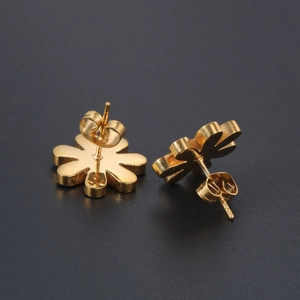 Polished titanium steel daisy stud earrings with gold plating and butterfly backs