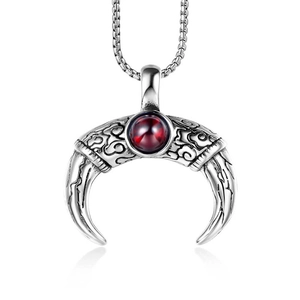 Retro Men Stainless Steel Horn Pendant Necklace Inlaid Red Rhinestone Carved Pattern Crescent Necklace Punk Jewelry Gift
