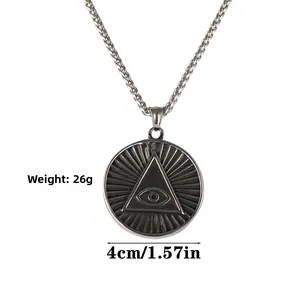 Détail du pendentif œil maléfique vintage de 26g montrant son diamètre de 4 cm