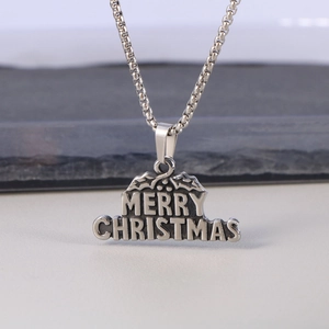 Collier Pendentif Merry Christmas en Acier Inoxydable Vintage pour Femmes Hommes Rétro Argent Lettre Feuille de Houx Bijoux de Noël