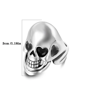Macro detail of vintage punk skull ring showing 3cm height measurement and steel texture