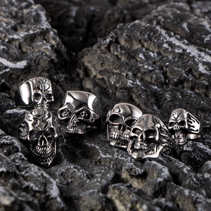 Vintage Stainless Steel Skull Ring For Men Gothic Punk Biker Jewelry Retro Polished Distressed Skeleton Finger Ring Gift