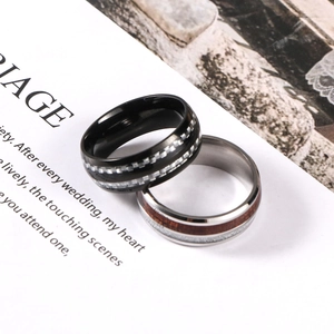 Bague en Acier Inoxydable Mode Incrustation de Fibre de Carbone Bois Bande Géométrique Unisexe Bijoux Décontractés