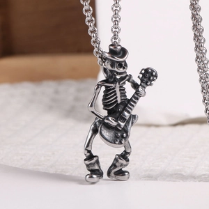 Collier Pendentif Guitariste Squelette en Acier Inoxydable Rétro Punk Rock Gothique Hip Hop Bijoux Pour Hommes Femmes Cadeau