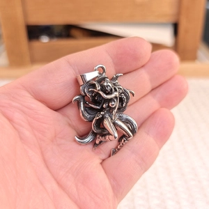 Vintage stainless steel nine-tailed fox pendant necklace with 3D embossed gothic relief