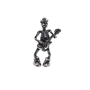 Pendentif tête de mort rock avec guitare et chapeau en acier inoxydable argenté