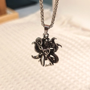 Retro stainless steel nine-tailed fox pendant necklace with mythological creature wings