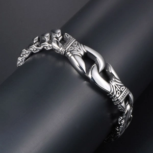 Punk Vintage Titanstahl Armband für Herren mit geometrisch geschnitzten Gliedern