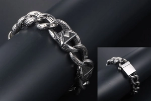 Detail showing vintage engraved links and square clasp of this hip hop chain bracelet