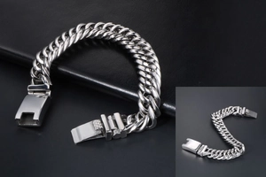 Détail du bracelet gourmette en acier inoxydable poli avec fermoir boîte sécurisé