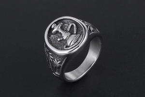 Detailed engraving of a hookah pattern and palm trees on a vintage titanium steel signet ring