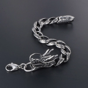 Bracelet dragon en acier titane avec tête de dragon détaillée et finition en argent antique