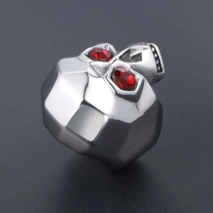 Vintage gothic skull ring in silver stainless steel with striking red gemstone eyes