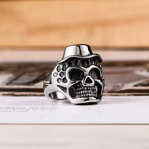Anello Vintage in Acciaio Inossidabile Con Teschio e Cilindro da Uomo Gothic Punk Teschio Anello da Dito Biker Gioielli Accessori