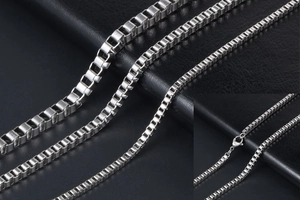 Detailed comparison of three stainless steel box chain thicknesses with lobster clasp detail