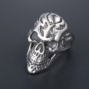 Anello teschio gotico argento in stile punk hip hop con trama in acciaio inossidabile