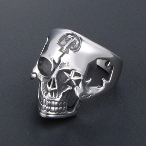 Gothic hollow skull ring in stainless steel featuring a star eye and number 7 engraving