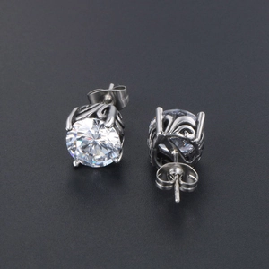 Vintage style couple stud earrings with round diamonds and hollowed filigree patterns