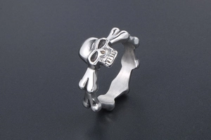 Gothic punk skull and crossbones ring in retro silver stainless steel with oxidized finish