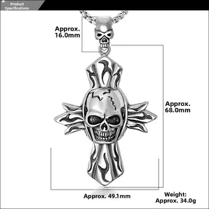 Detailansicht des Punk-Gothic-Totenkopf-Kreuzanhängers mit Größenangaben in Millimetern