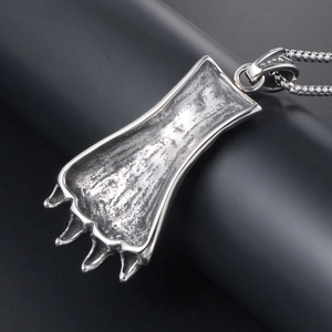 Pendentif griffe d'ours vintage en acier titane avec chaîne box pour homme hip hop