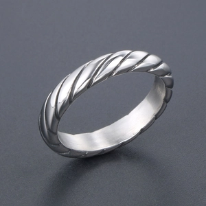 Anello vintage in acciaio inossidabile per uomo con design a corda intrecciata ritorta
