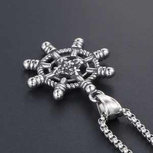 Collier vintage en acier inoxydable avec pendentif gouvernail en argent vieilli pour homme