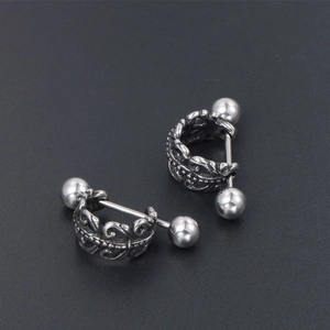 Boucles d'oreilles Clous Barbell en Acier Inoxydable Vintage Filigrane Creux Motif Volute Gothique Bijoux Unisexe