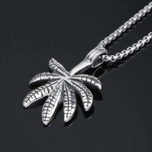 Pendente foglia di acero stile punk argento con trama e collana a catena a scatola